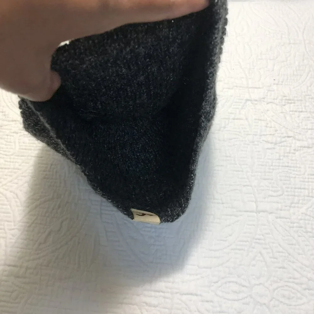 Hollister Hat Knit Beanie Gray